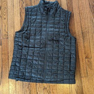 NWOT Mens Thermoball Vest North Face